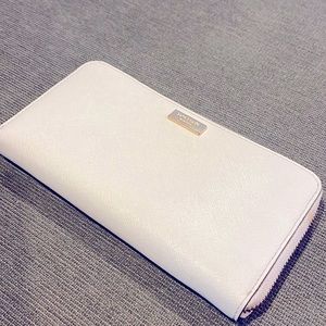 Kate Spade Grey Wallet